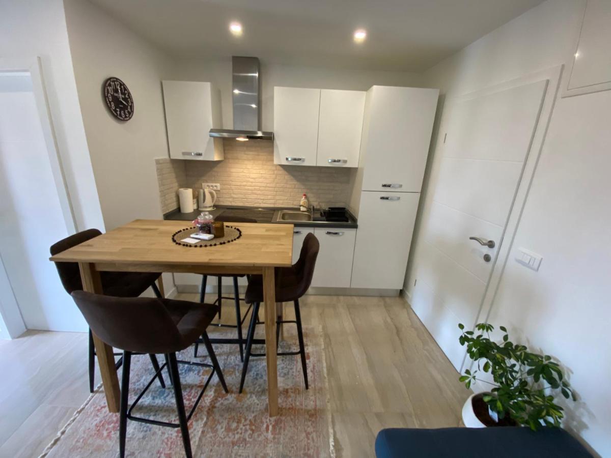 Apartment Hajdi *